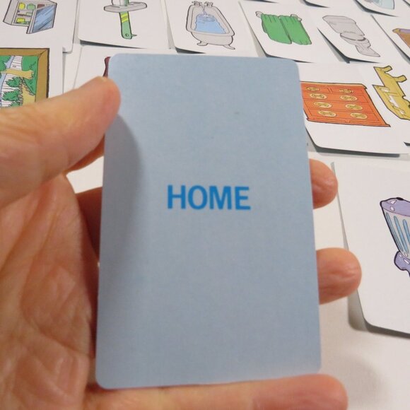 4 Picture Card Games 1972 Milton Bradley #7579 LIKE NEW CARDS, ALL PIECES - Picture 5 of 16